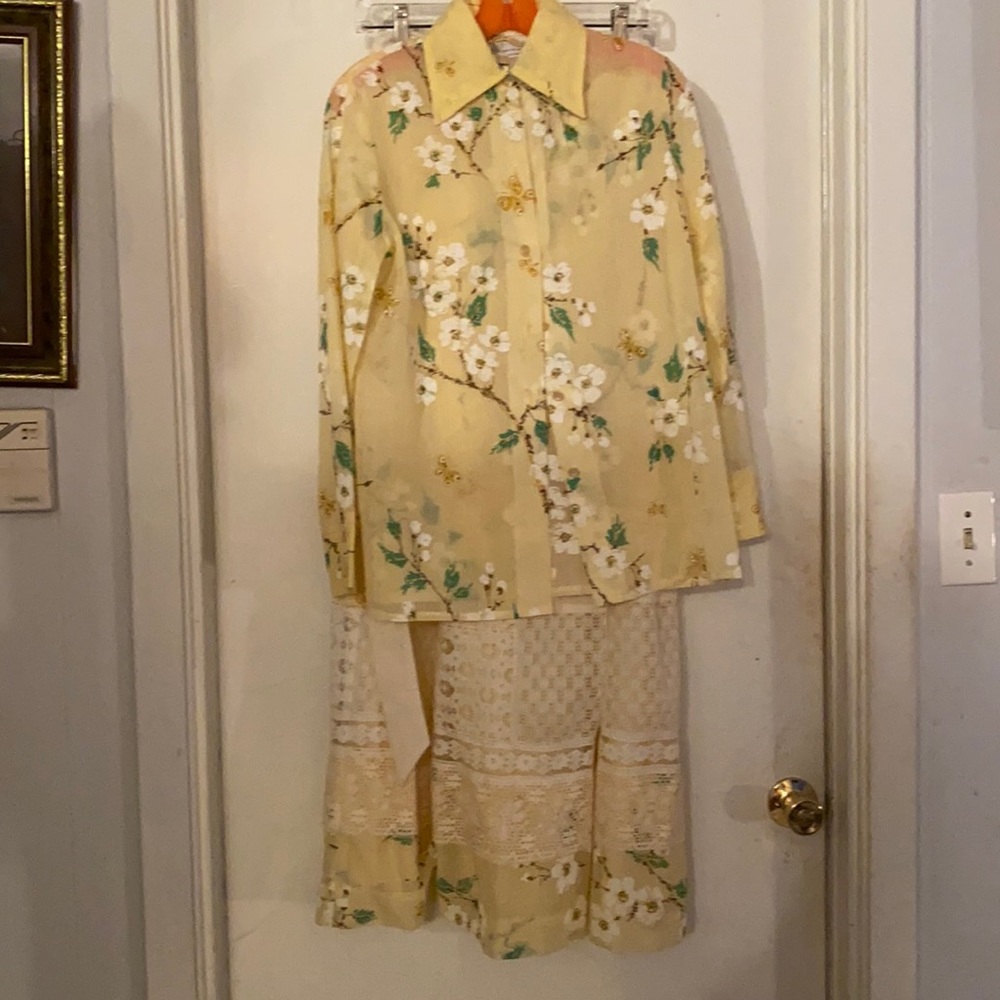 Skirt and shirt set